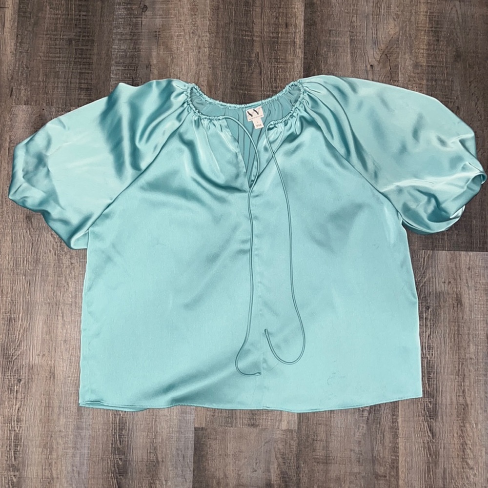 Teal blue puffy-like sleeve dress shirt